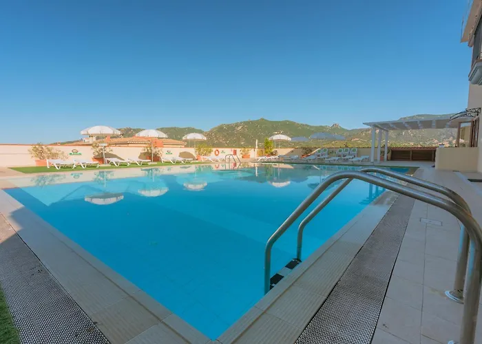 Stylish Le Fontane 1 Bedrapt B4 Sleeps 4 *