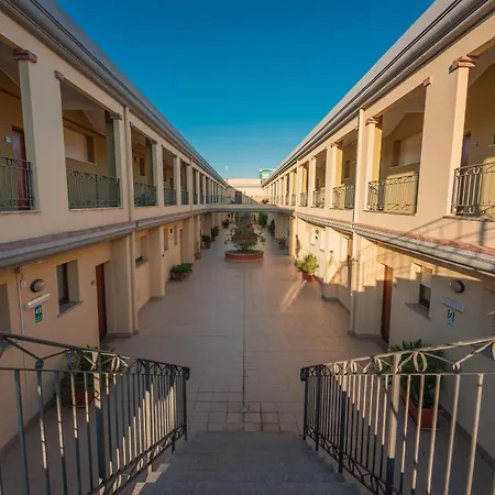 Stylish Le Fontane 1 Bedrapt B4 Sleeps 4 דירה וילסימיוס