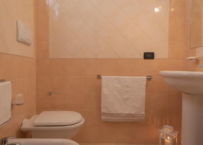 Stylish Le Fontane 1 Bedrapt B4 Sleeps 4 * וילסימיוס