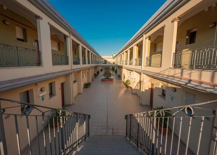 Stylish Le Fontane 1 Bedrapt B4 Sleeps 4 Appartamento Villasimius