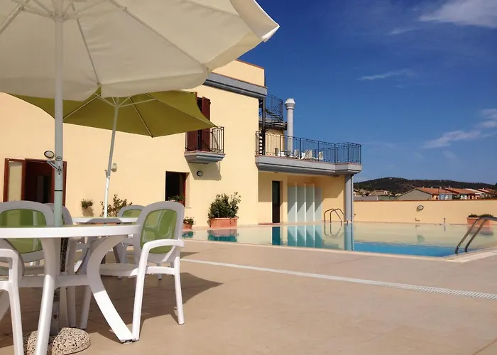 Stylish Le Fontane 1 Bedrapt B4 Sleeps 4 Appartamento